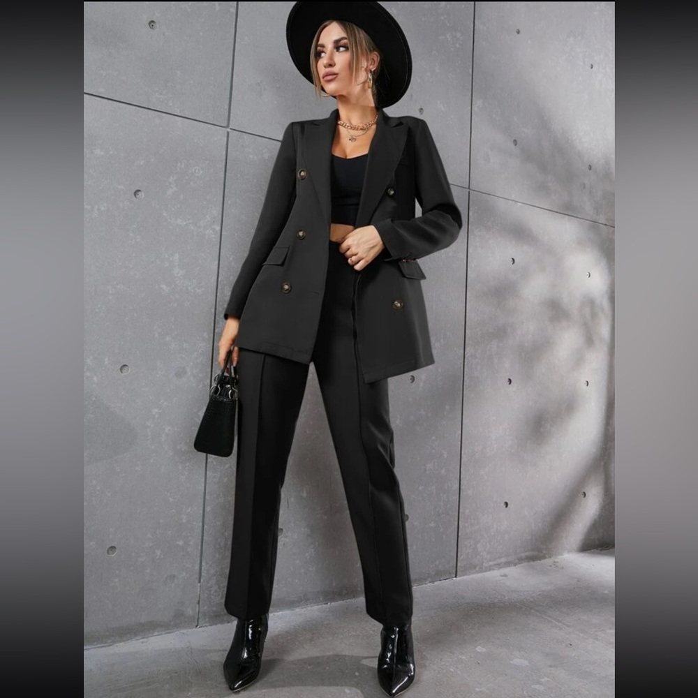 Lapel Neck Double Breasted Blazer & Tailored Pants (XL 12)